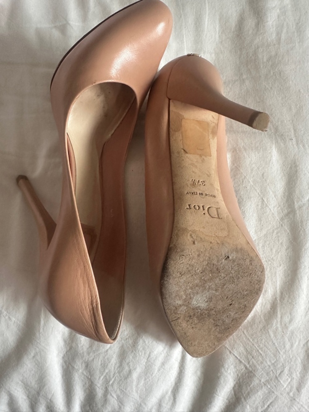Dior Beige Leather Pointed Toe Pumps - Picture 4 of 8